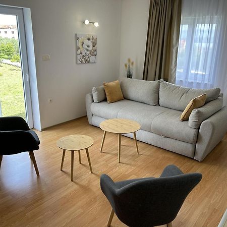Sweet Lapat By El-Pi Tours Apartment โพราต ภายนอก รูปภาพ