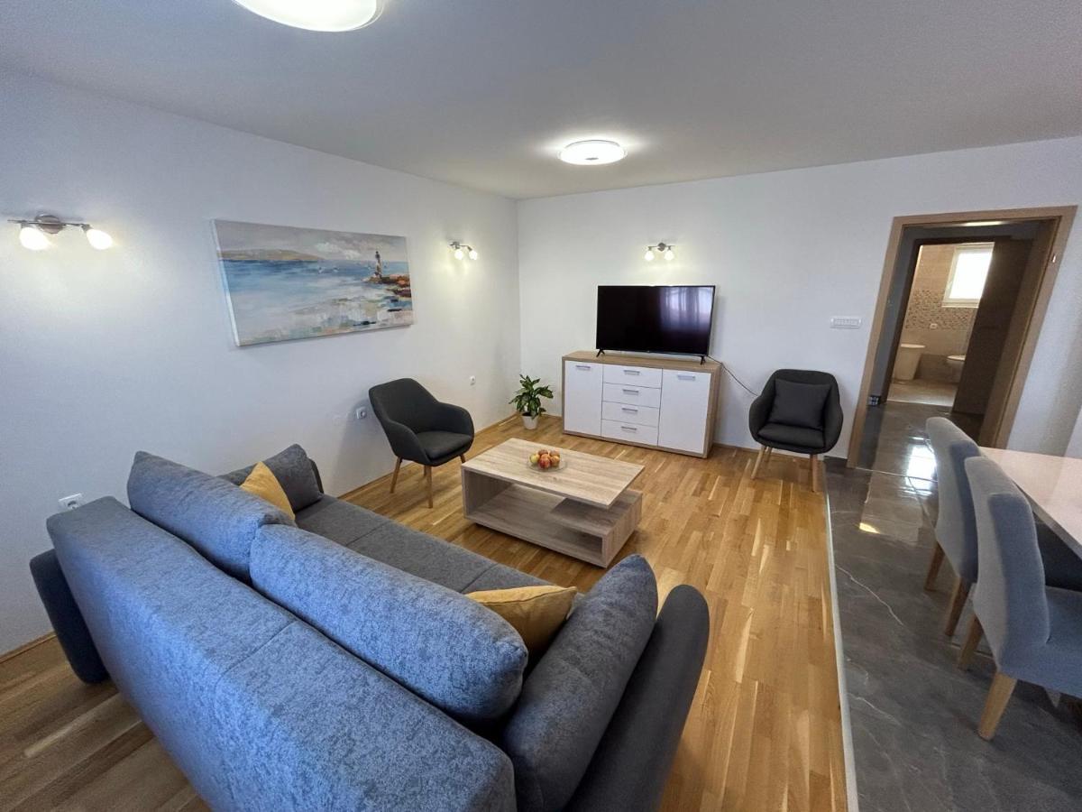 Sweet Lapat By El-Pi Tours Apartment โพราต ภายนอก รูปภาพ